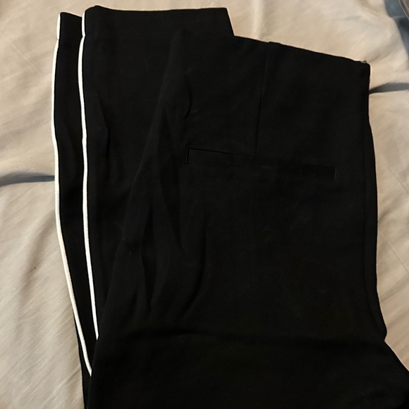 Ankle Piped Skinny Pants - Picture 7 of 11